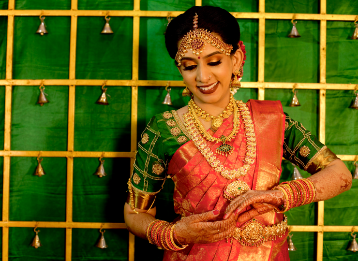 http://www.sundarisilks.com/cdn/shop/articles/brides-of-sundari-wedding-saree-ideas-cover.png?v=1670404903
