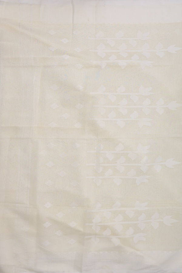 Bengal Cotton Saree In White With Threadwork Buttas