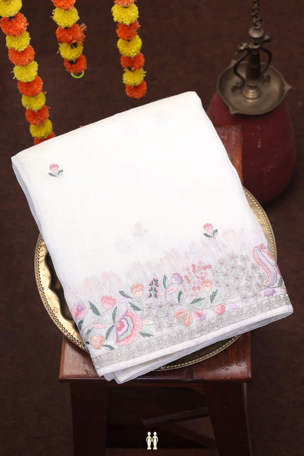 Linen Saree In White Floral Threadwork Buttas