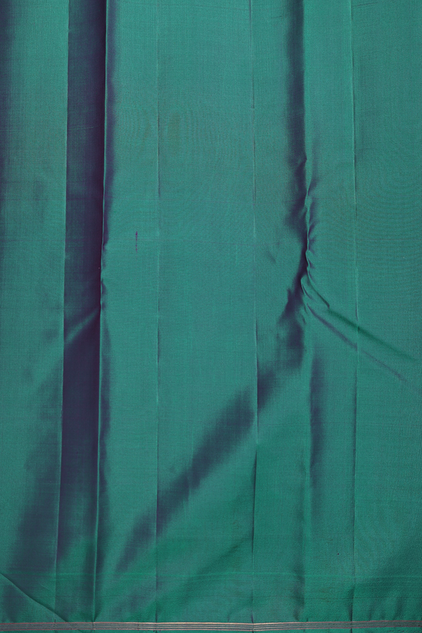 Kanchipuram Silk Saree In Peacock Green With Zari Buttas