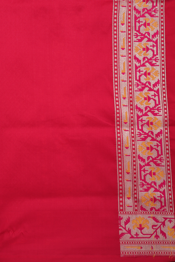 Banarasi Silk Saree In Scarlet Red With Allover Design