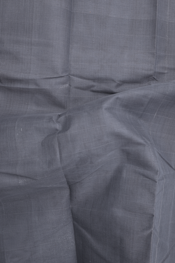 Chettinadu Cotton Saree In Grey With Contrast Border