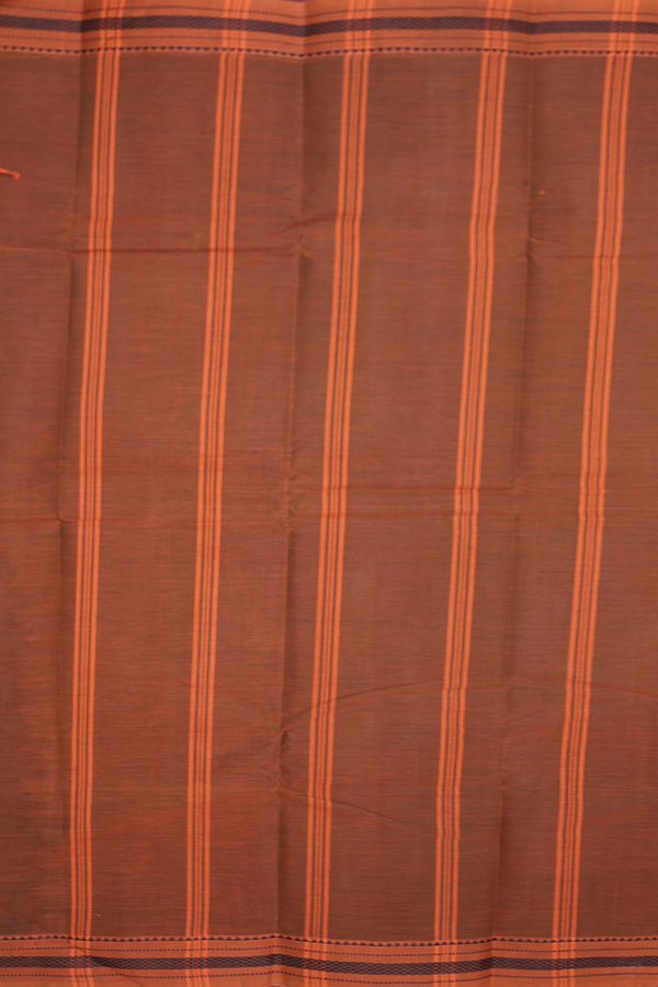 Chettinadu Cotton Saree In Bottle Green With Contrast Border