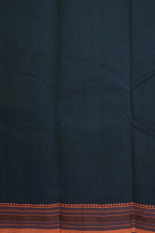 Chettinadu Cotton Saree In Bottle Green With Contrast Border