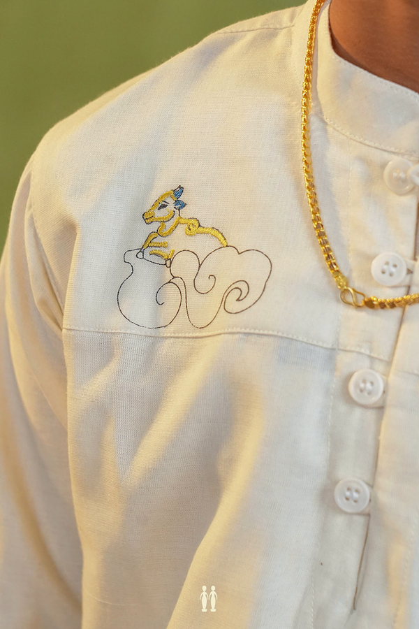 Chinese Collar Embroidered Design White Kasvu Short Kurta