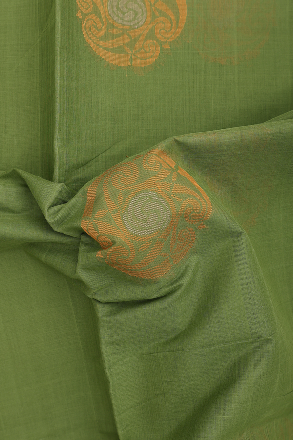 Coimbatore Cotton Saree In Fern Green With Threadwork Motifs