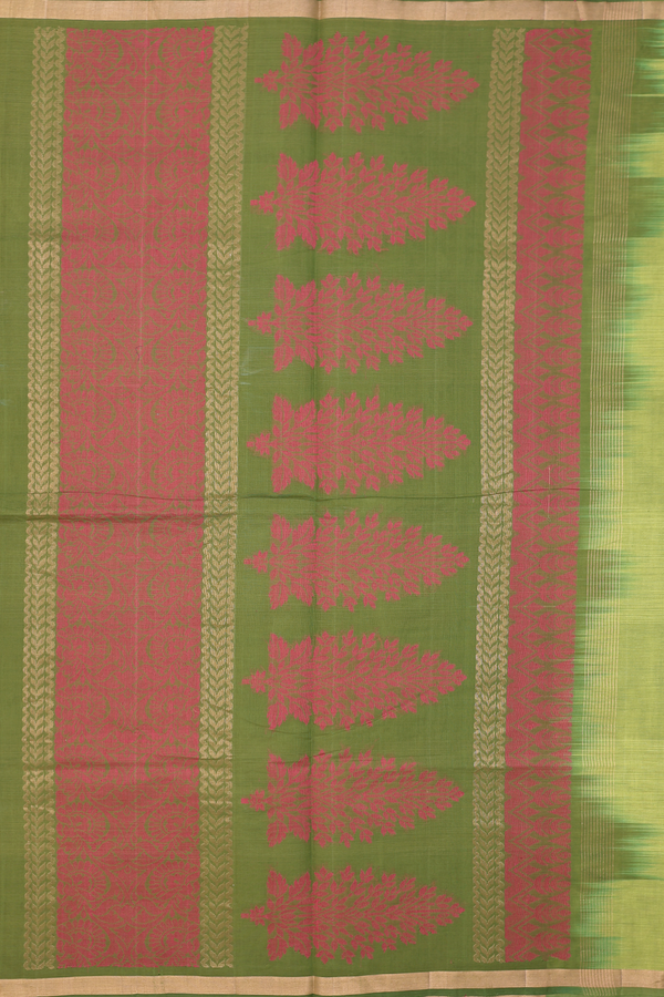 Coimbatore Cotton Saree In Green With Paisley Motifs