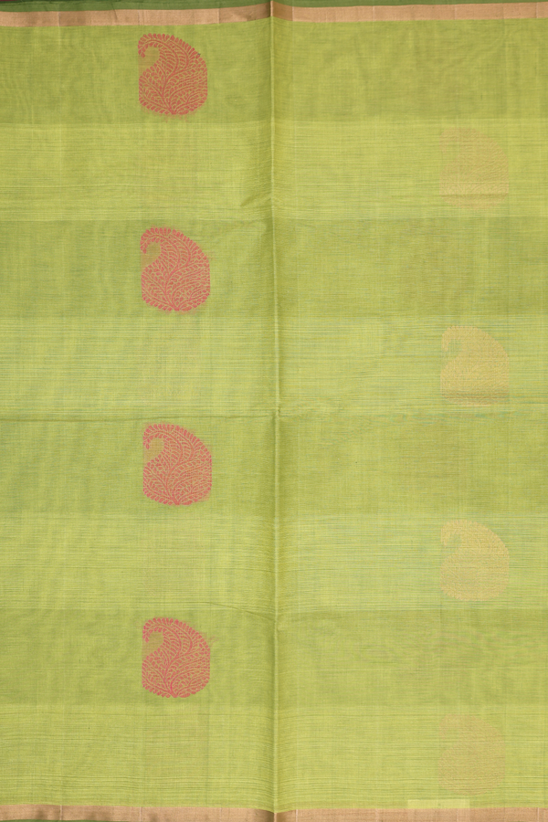 Coimbatore Cotton Saree In Green With Paisley Motifs