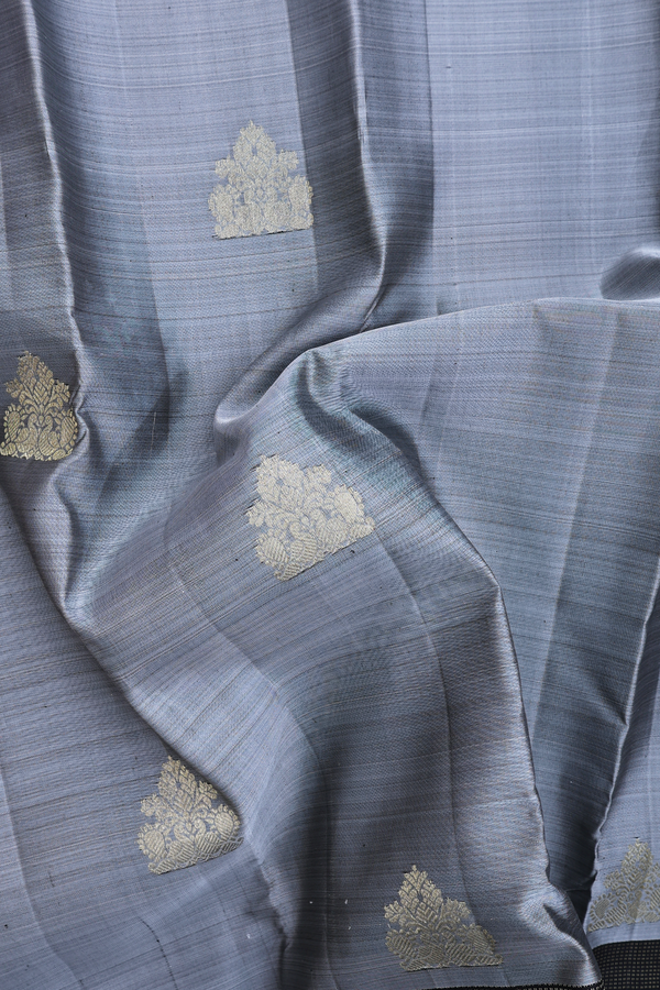Kanchipuram Silk Saree In Grey With Floral Motifs