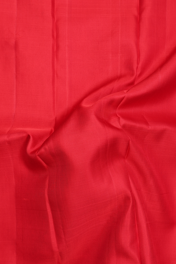 Gadwal Silk Saree In Scarlet Red With Contrast Border