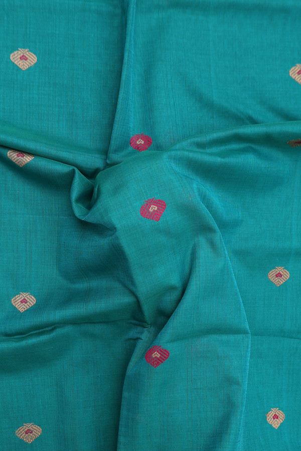 Handloom Cotton Saree In Green With Threadwork Buttas