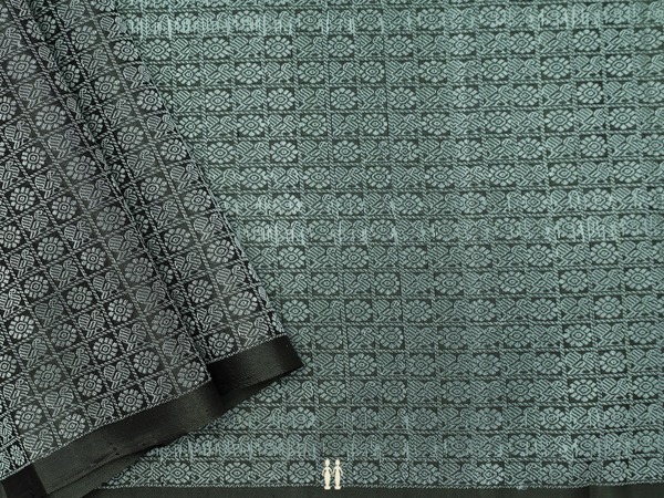 Jacquard Pattern Green Kanchipuram Silk Blouse Material