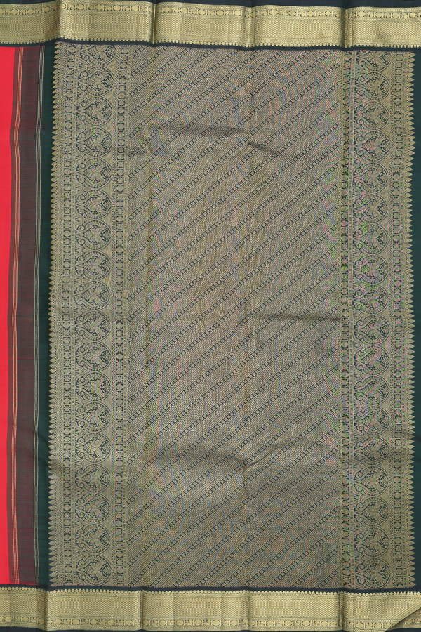Kanchipuram Silk Saree In Chilli Red With Peacock Buttas