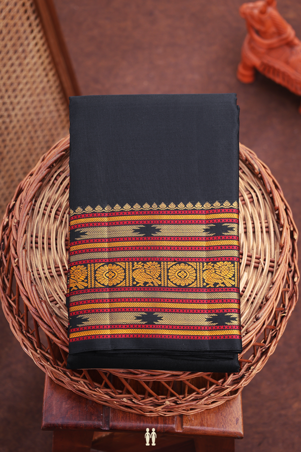 Kanchipuram Silk Saree In Black With Threadwork Border