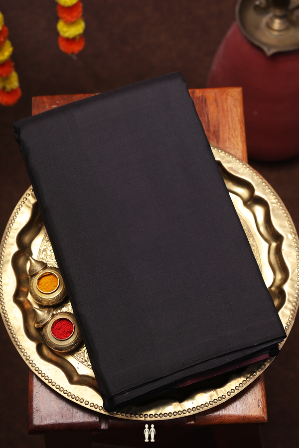 Kanchipuram Silk Saree In Black With Zari Pallu