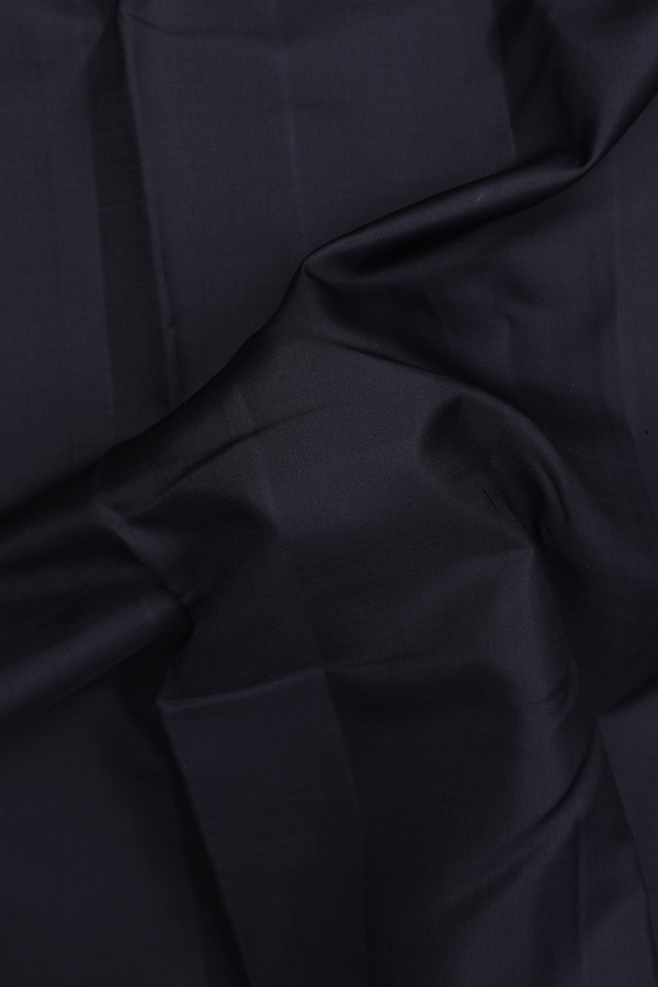 Kanchipuram Silk Saree In Black With Zari Pallu