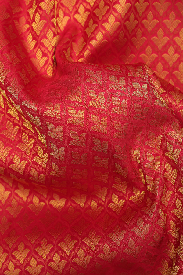 Kanchipuram Silk Saree In Chilli Red With Brocade Design