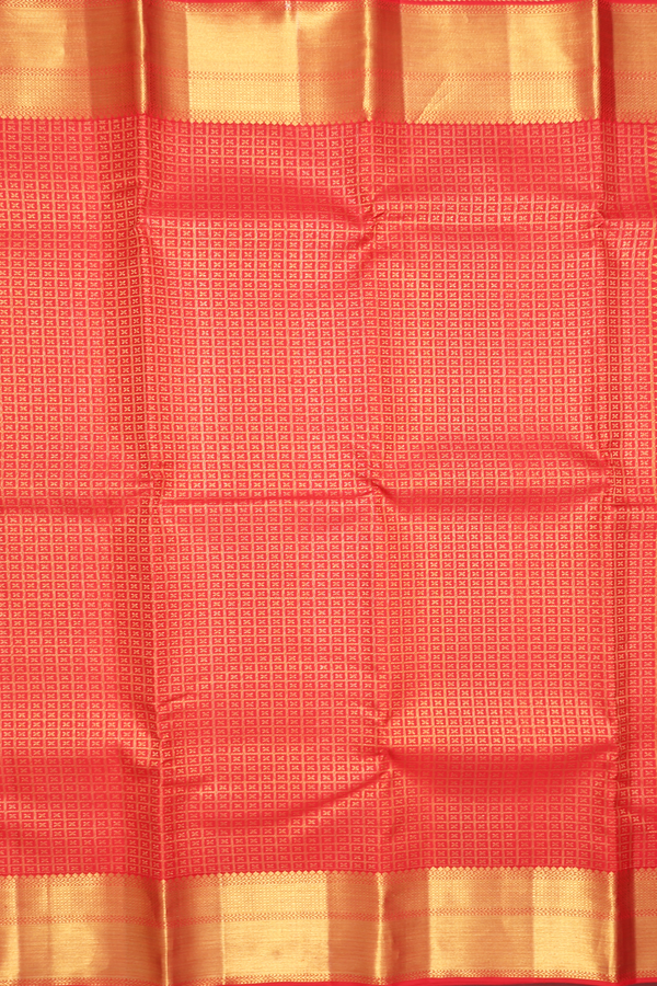 Kanchipuram Silk Saree In Chilli Red With Brocade Pattern