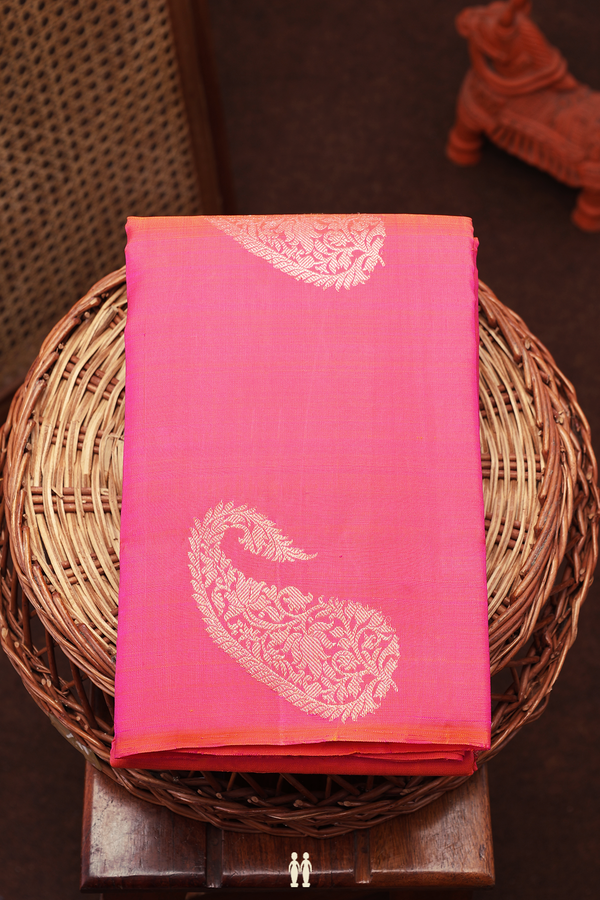 Kanchipuram Silk Saree In Coral Pink With Paisley Motifs