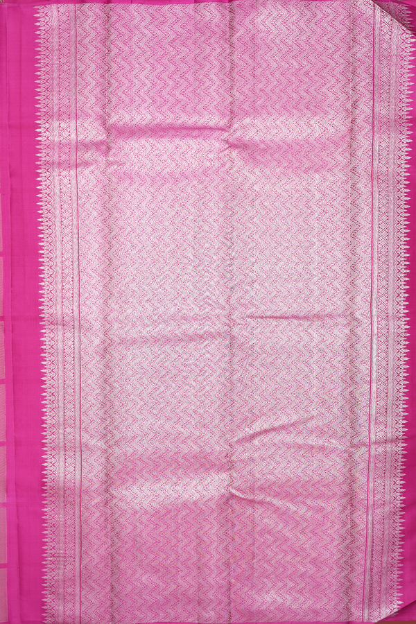 Kanchipuram Silk Saree In Green With Checks Along Buttas