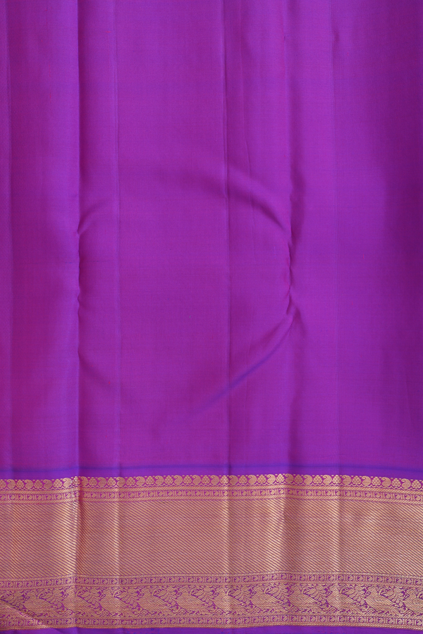 Kanchipuram Silk Saree In Green With Vanasingaram Design