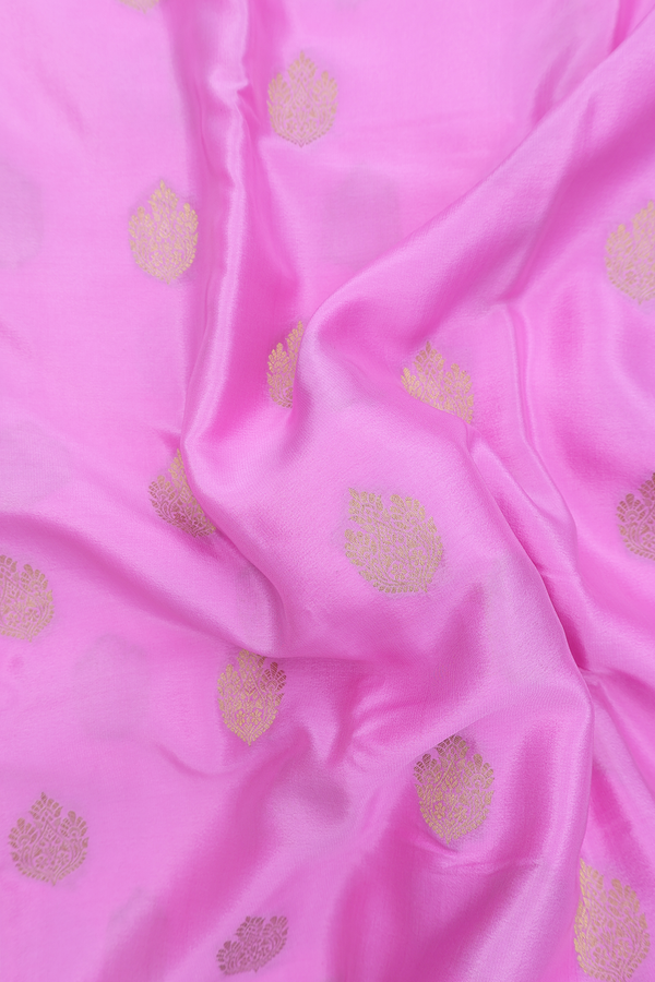 Mysore Silk Saree In Pink With Floral Buttas