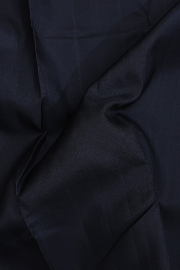 Kanchipuram Silk Saree In Plain Black With Korvai Border