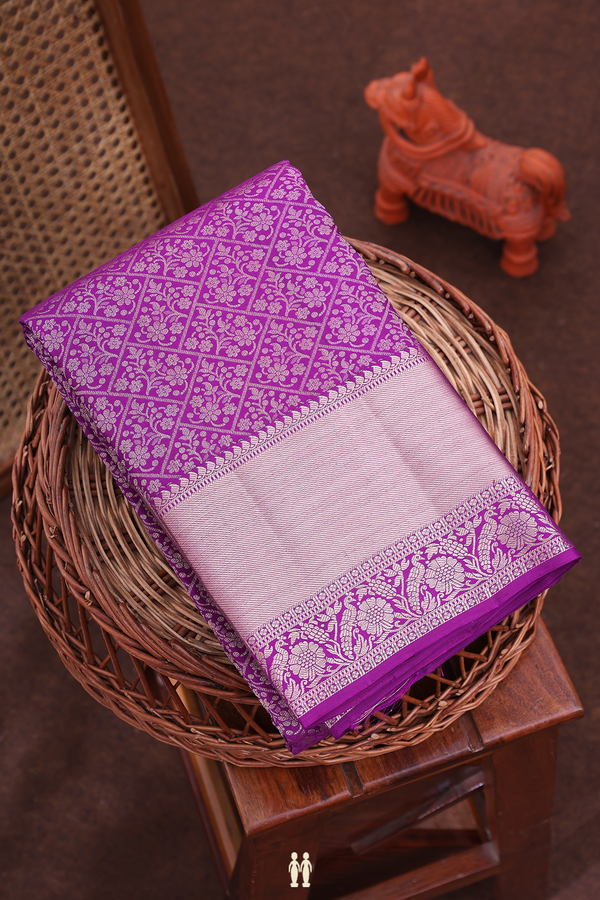 Kanchipuram Silk Saree In Purple With Brocade Design