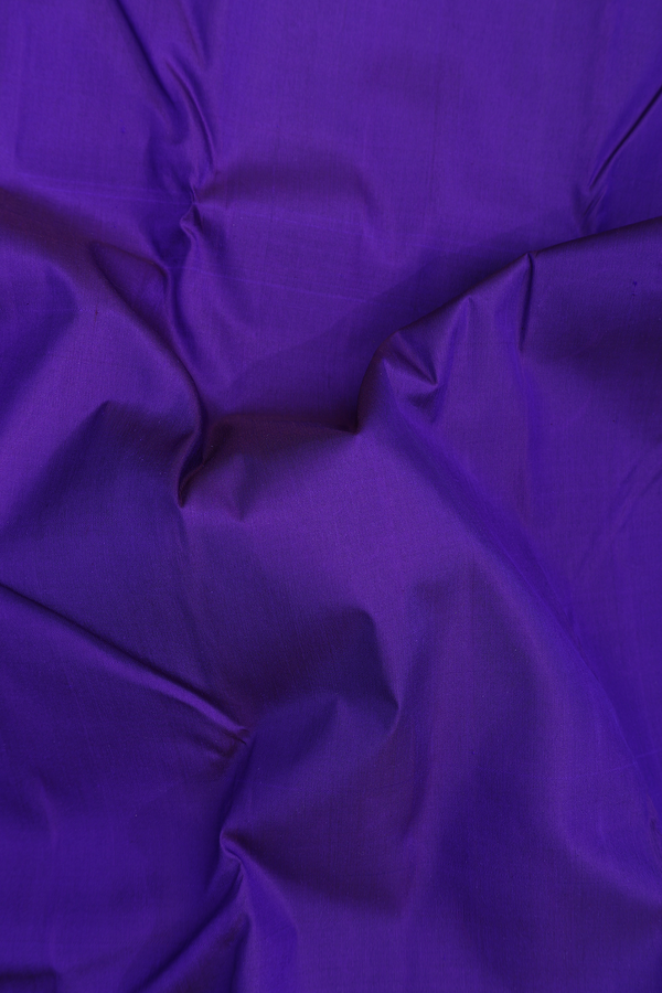 Kanchipuram Silk Saree In Purple With Temple Border