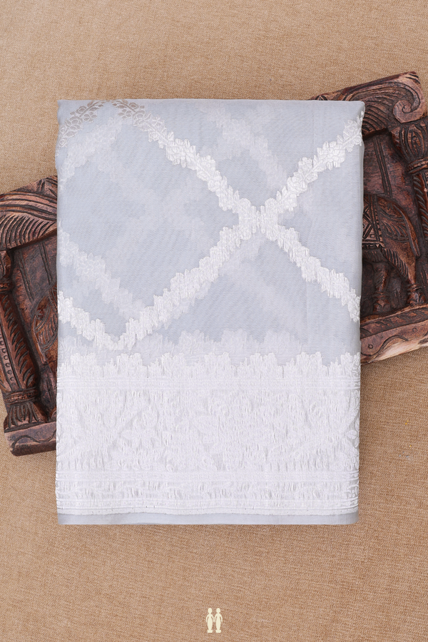 Kora Banarasi Silk Saree In Grey With Diamond Design