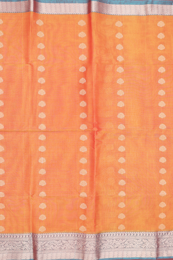 Kora Silk Cotton Saree In Dual Tone With Zari Buttas