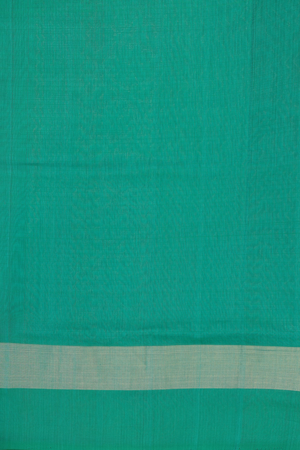 Kora Silk Cotton Saree In Green With Floral Buttas