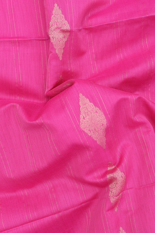 Kora Silk Cotton Saree In Pink With Stripes Design