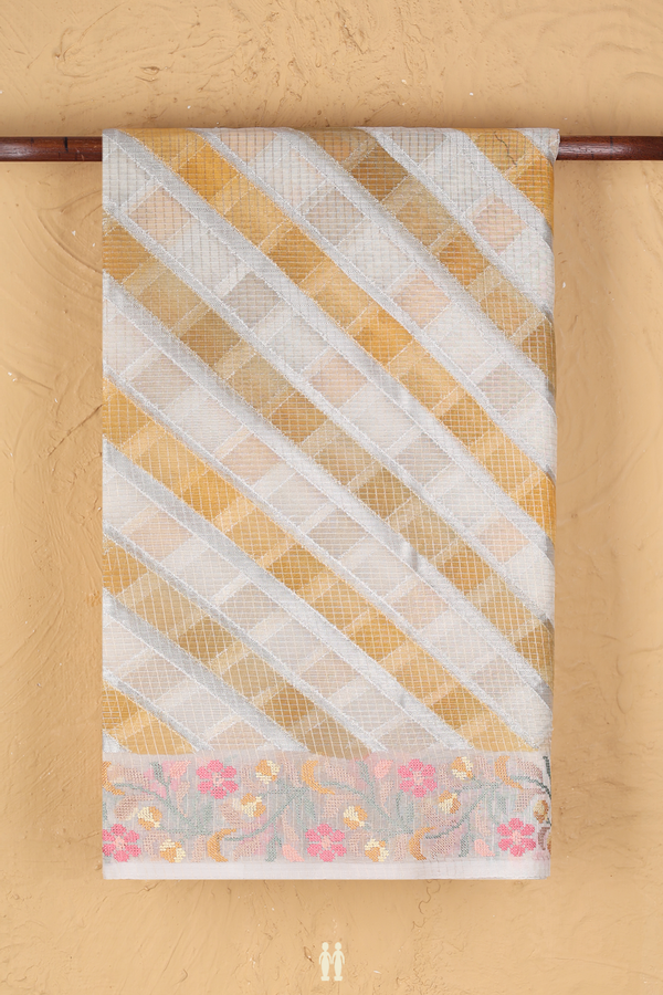 Kota Cotton Saree In White And Orange With Diagonal Design
