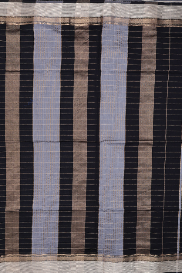 Maheswari Silk Cotton Saree In Grey With Checks Design