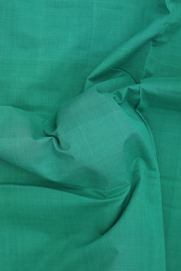 Mangalagiri Cotton Saree In Green With Contrast Border