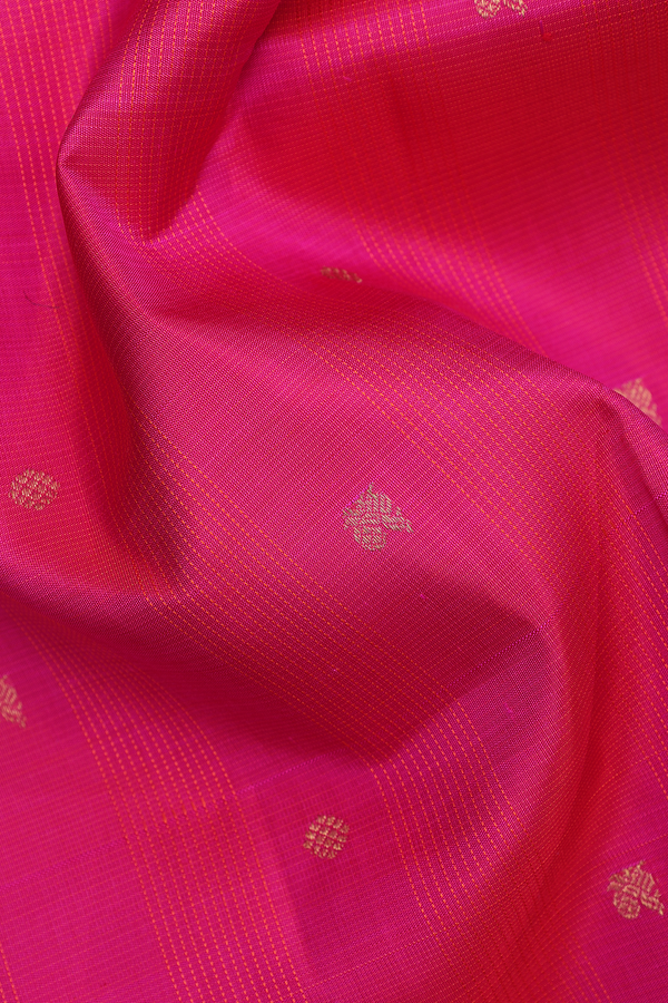 Nine Yards Silk Saree In Rani Pink With Peacock Buttas