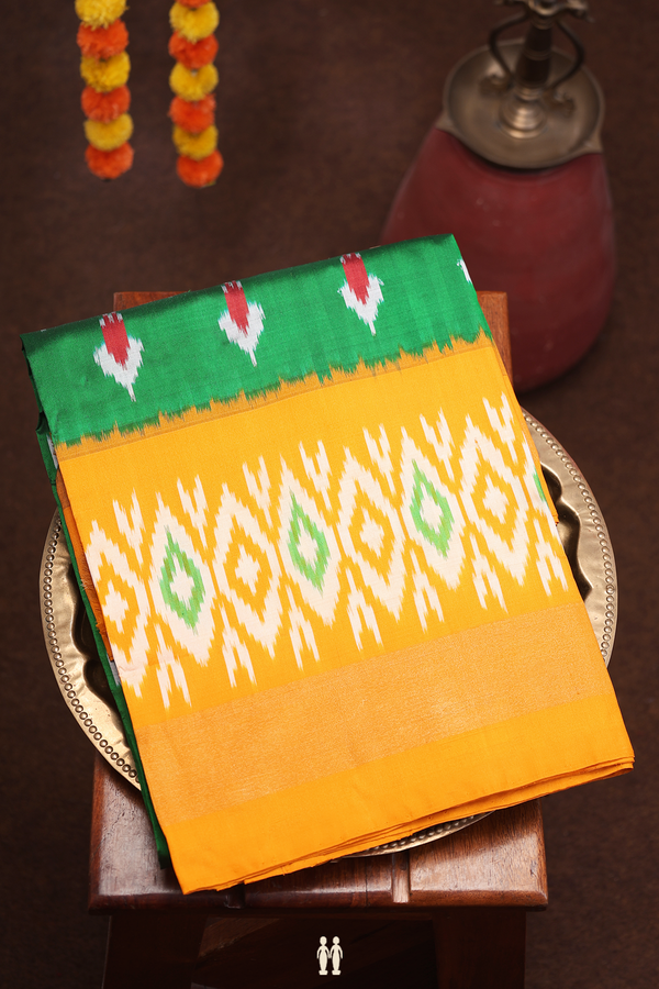 Pochampally Silk Saree In Emerald Green With Printed Design