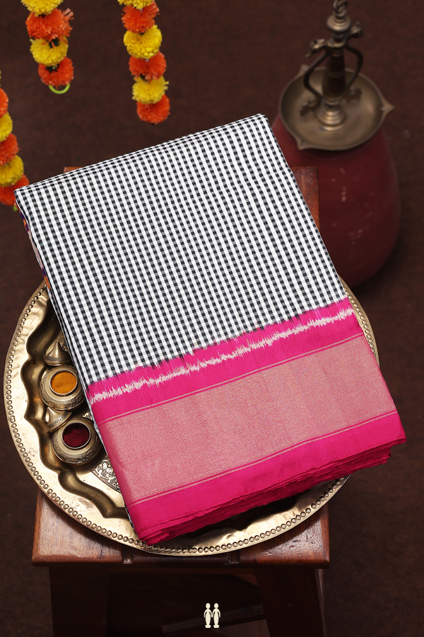 Pochampally Silk Saree In Black And White With Checks Design