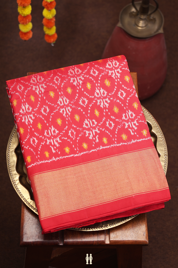 Pochampally Silk Saree In Red With Printed Design