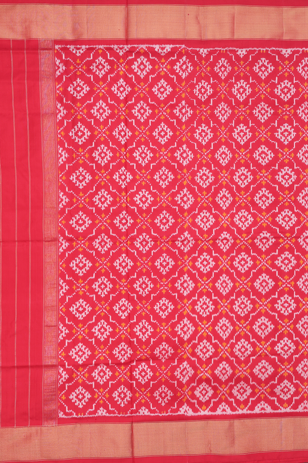 Pochampally Silk Saree In Red With Printed Design