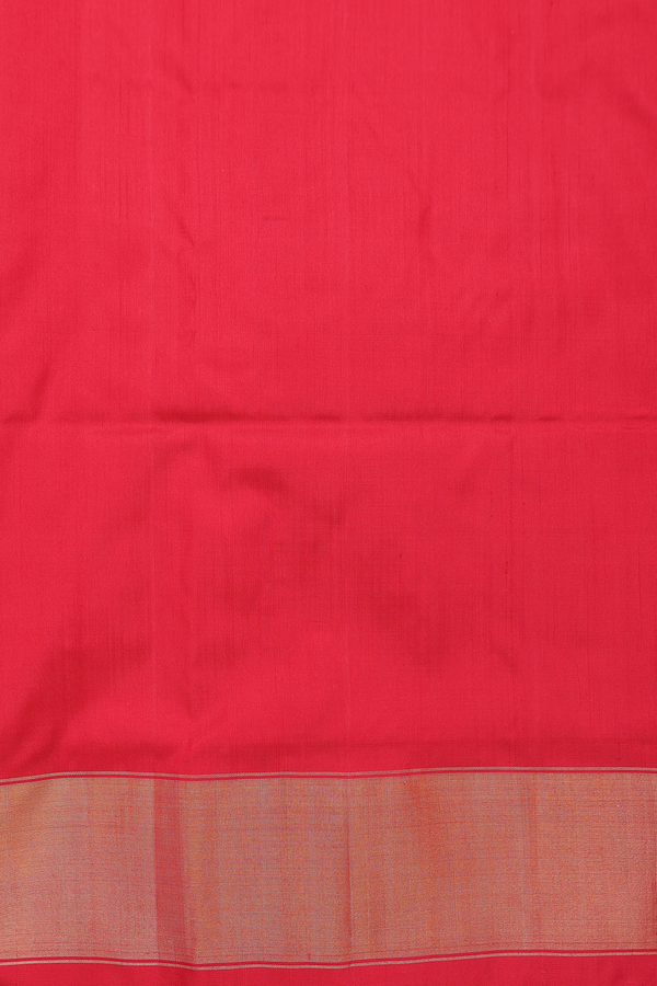 Pochampally Silk Saree In Red With Printed Design