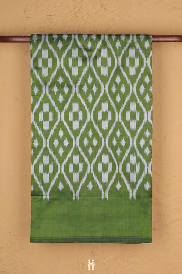 Pochampally Silk Saree In Fern Green With Ogee Design