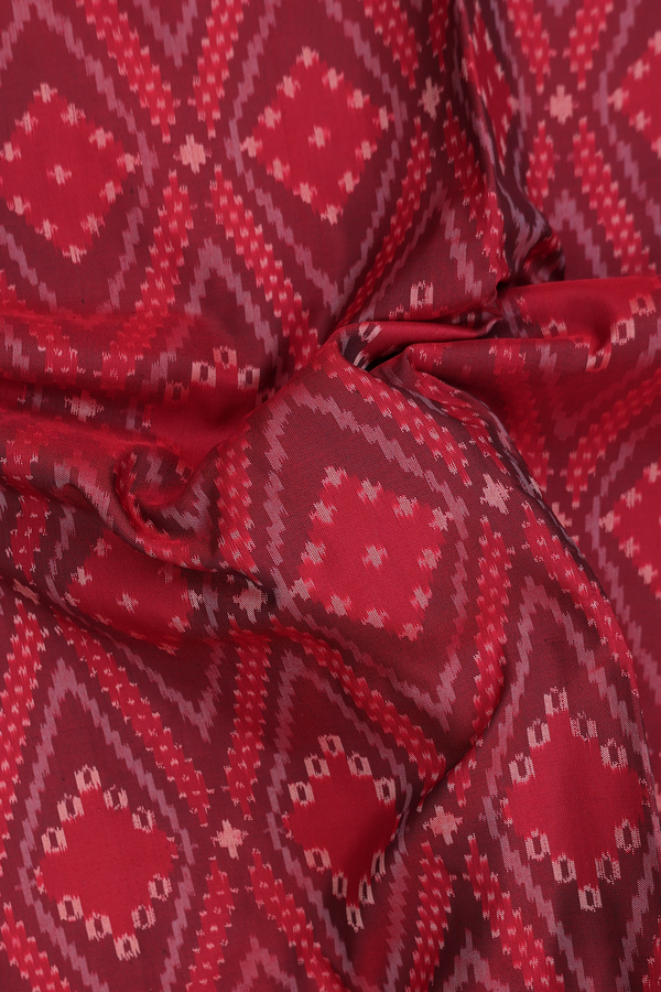 Pochampally Silk Saree In Ruby Red With Diamond Design