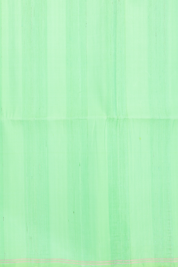 Raw Silk Saree In Green With Plain