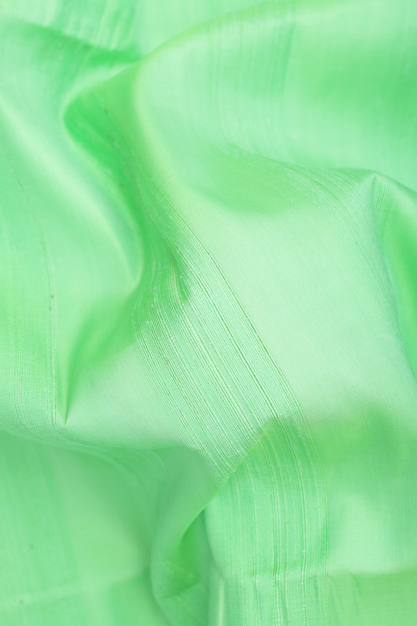 Raw Silk Saree In Green With Plain