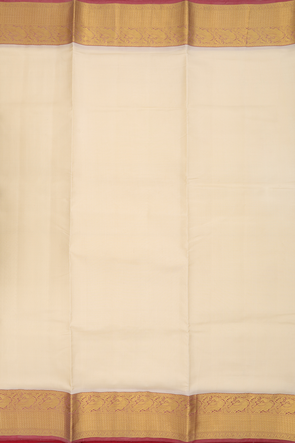 Nine Yards Silk Saree In Beige With Peacock Border