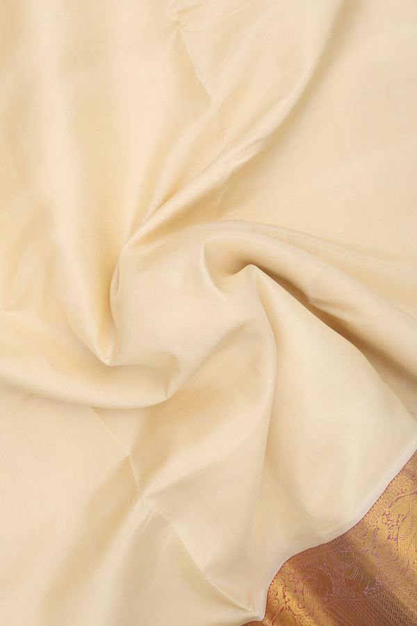 Nine Yards Silk Saree In Beige With Peacock Border