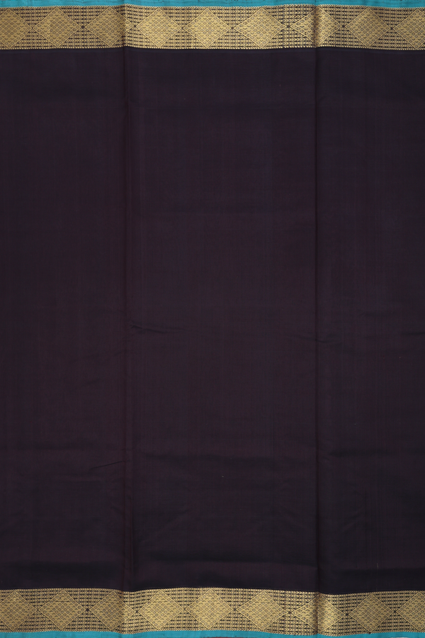 Silk Cotton Saree In Black With Zari Border