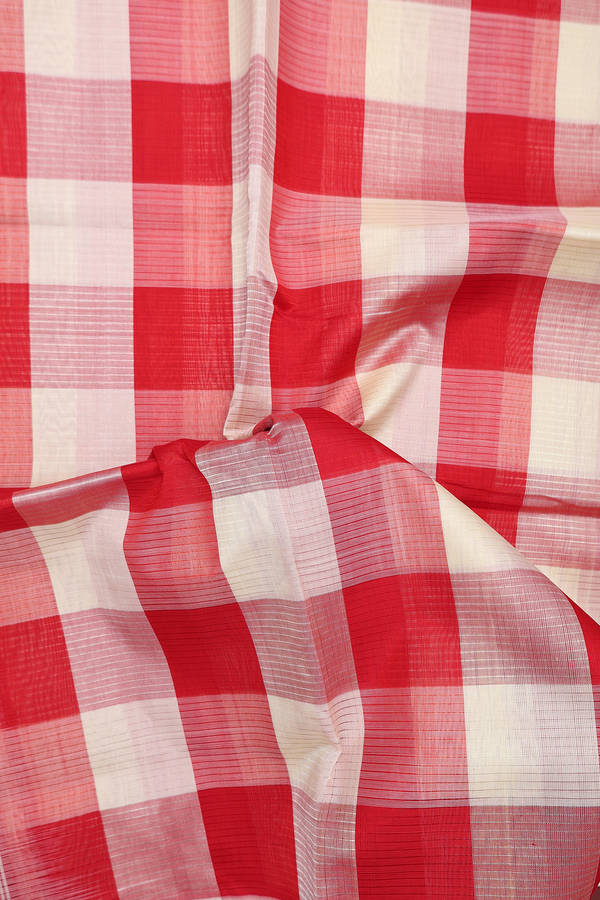 Silk Cotton Saree In White And Red With Checks Design
